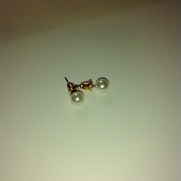 🔥 3/$24 Set of 2 earrings - Picture 3 of 5